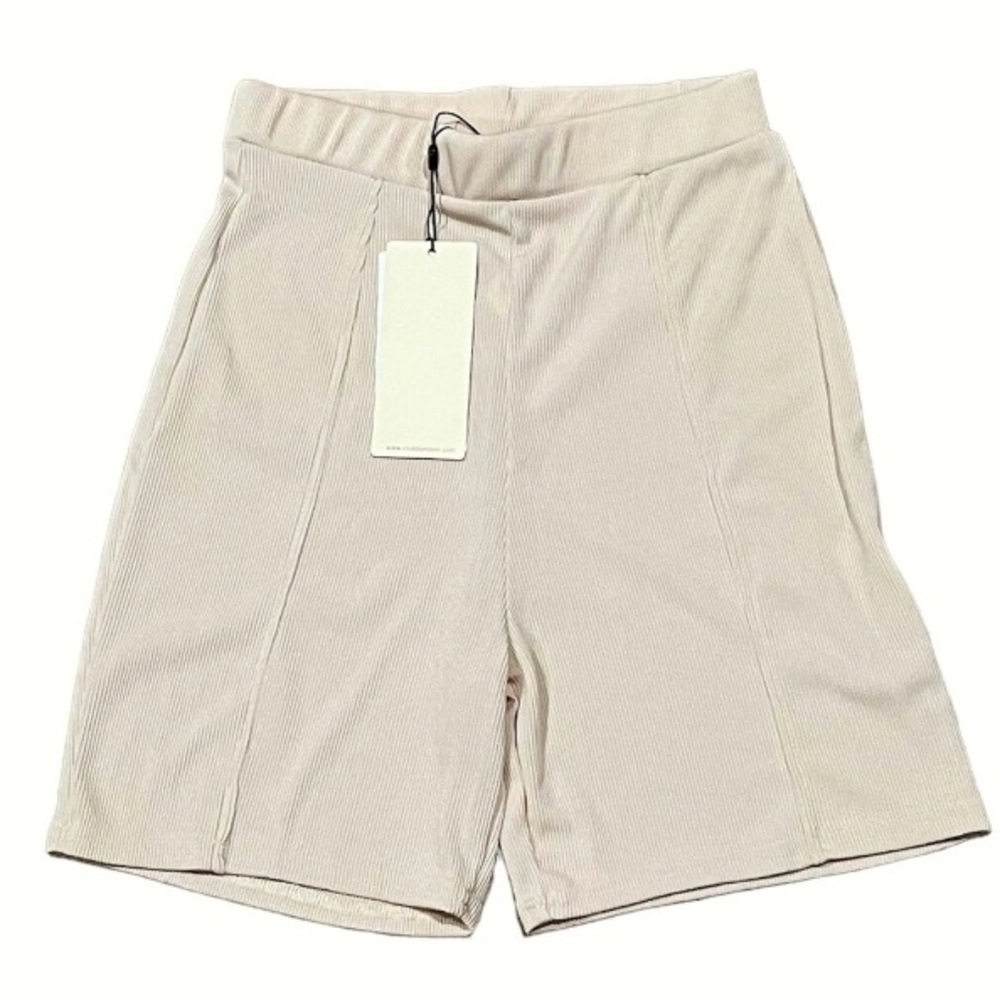 Club L London-Hourglass Booty Short w/Bum Ruche-Size: US 2-Color: Stone-NEW!!